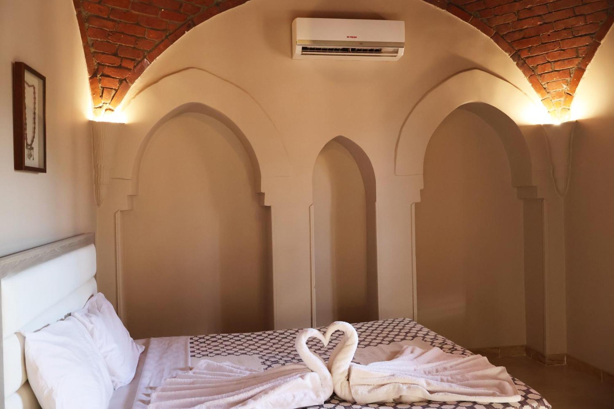 Malkata House - Boutique Hotel And Restaurant Louxor Extérieur photo
